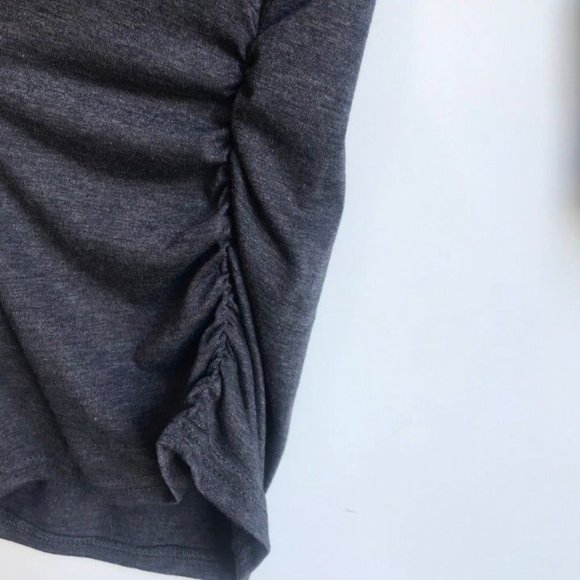 FancyQube 3/4 Sleeve Ruched Top in Dark Gray - Size Large - Picture 4 of 7